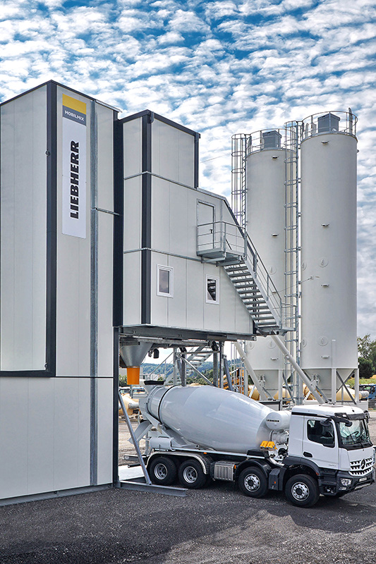 Liebherr showcases new mobile concrete mixing plant at Bauma